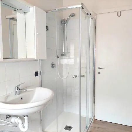 Grazioso Bilocale Apartment *